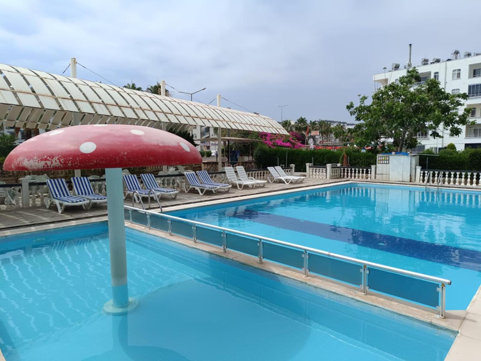 Jasmin Blue Otel ซิลิฟเค ภายนอก รูปภาพ